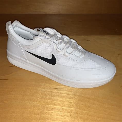 nike sb nyjah free weiß rot|nyjah free 2 summit white.